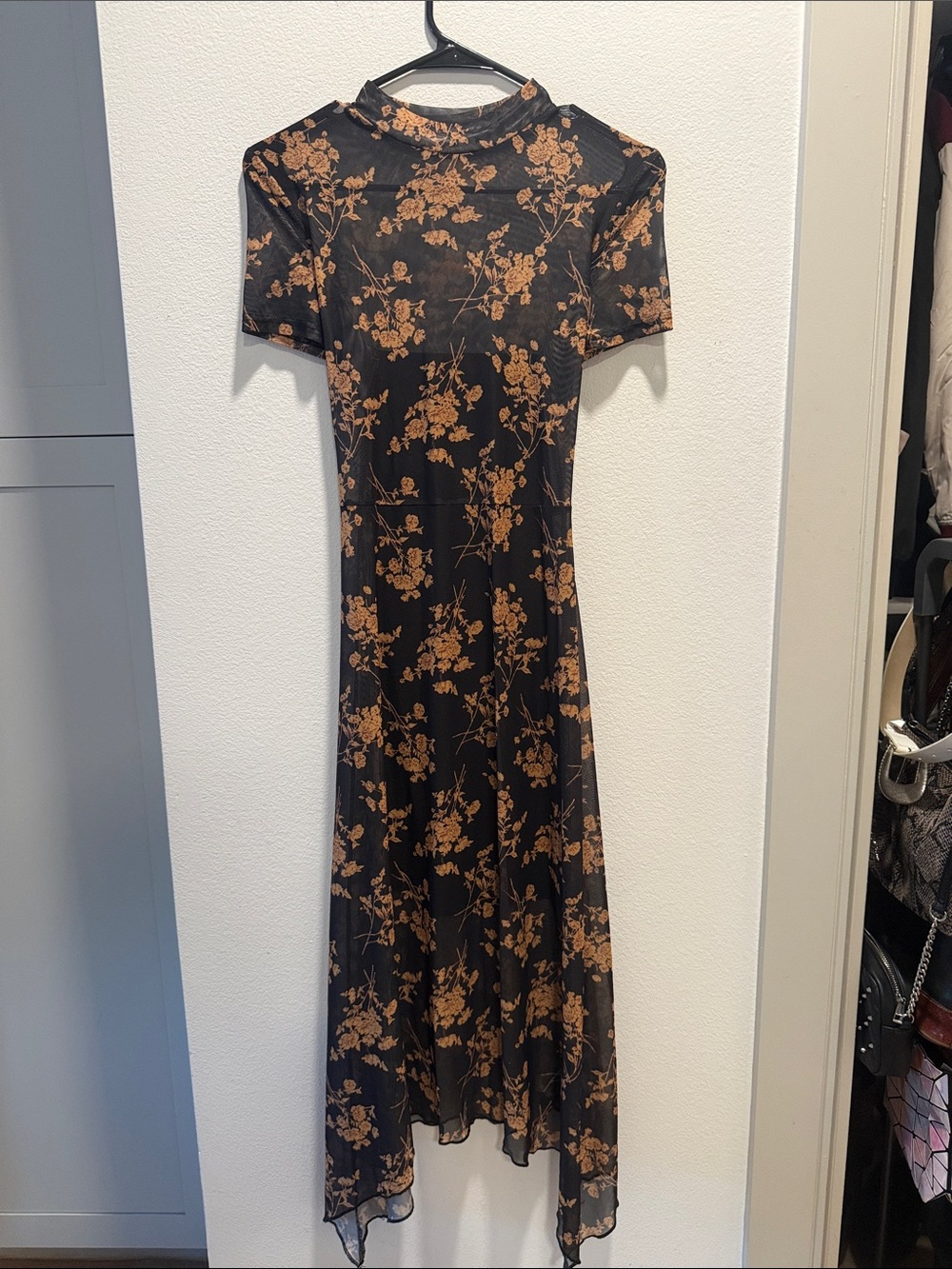 Black and Gold/Brown Floral Short-Sleeve Maxi Mesh Dress
